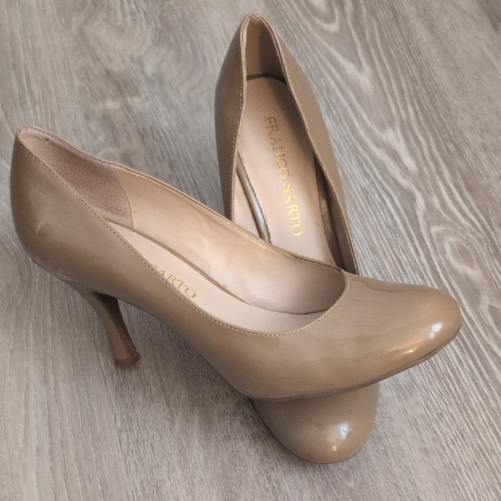 Franco Sarto Women's Classic Nude Patent Leather Heels